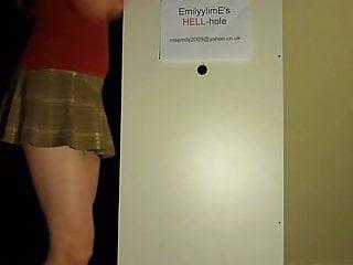 Brutaler fußfick mit fußfetisch in High Heels